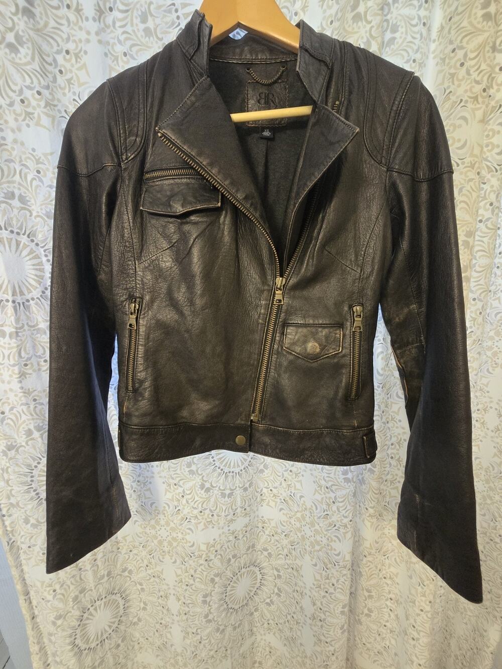 Banana Republic Black Moto Leather Jacket XSmall distressed patina Y2K biker XS